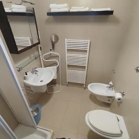 Alojamento de Acomodação e Pequeno-almoço Al Castello 3*