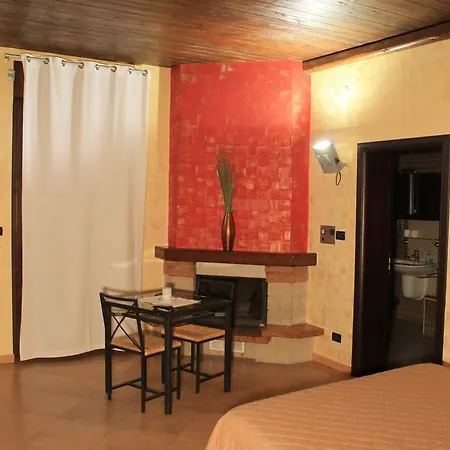 Al Castello 3* Torre Maggiore