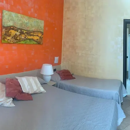 Al Castello 3* Torre Maggiore