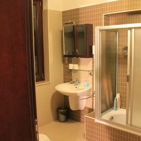 Al Castello Bed and Breakfast 3*